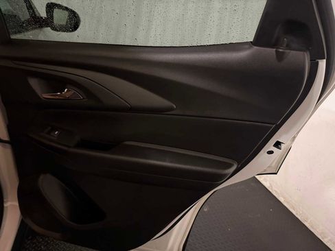 Used 2023 Chevrolet TrailBlazer RS w/ Sun and Liftgate Package image 27