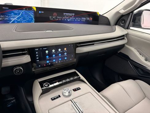 New 2026 Lincoln Navigator L Reserve AWD/4WD image 29