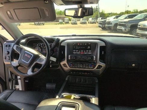 Used 2016 GMC Sierra 1500 SLT w/ SLT Premium Package AWD/4WD image 43