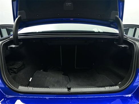 Used 2025 BMW M5 w/ Carbon Package image 48