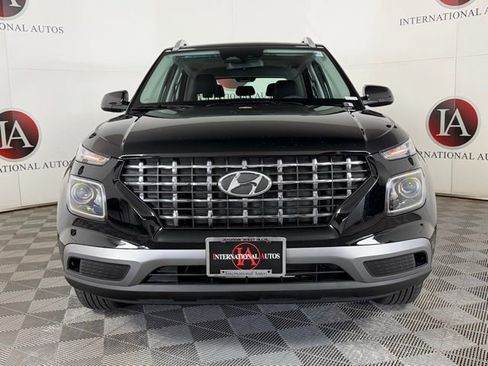 New 2026 Hyundai Venue SEL FWD image 3