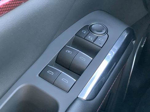 New 2026 Chevrolet Traverse RS image 21