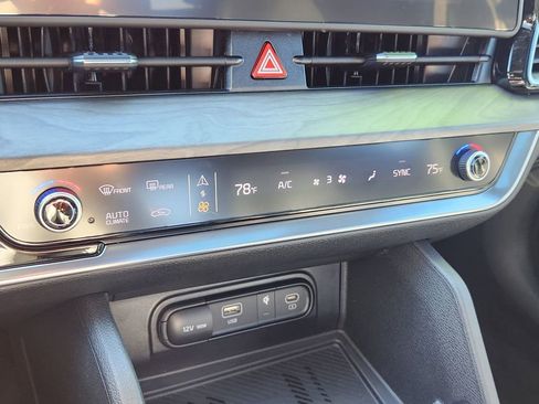 Used 2023 Kia Sportage X-Line w/ X-Line Premium Package image 24