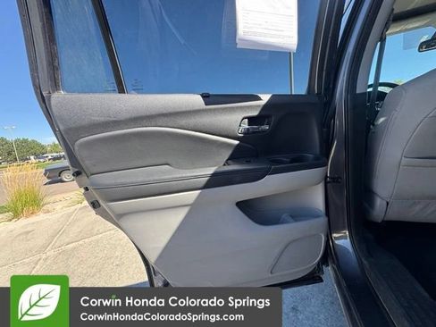 Used 2018 Honda Pilot Touring image 27