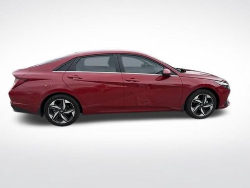 Used 2023 Hyundai Elantra Limited w/ Cargo Package FWD image 10