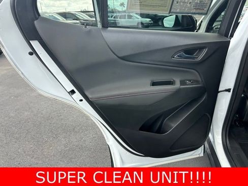 Used 2022 Chevrolet Equinox RS w/ RS Leather Package image 13
