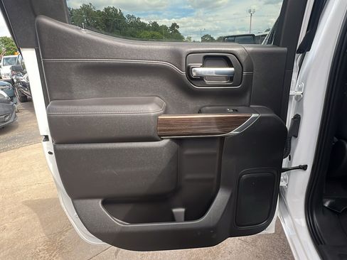 Used 2021 Chevrolet Silverado 1500 RST AWD/4WD image 15