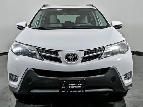 Used 2013 Toyota RAV4 XLE image 4