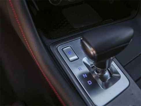 Used 2025 Genesis G70 2.5T w/ Sport Prestige Package image 22