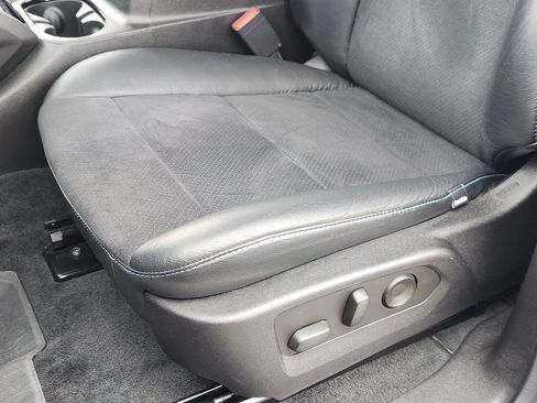 Certified 2023 Chevrolet Colorado Trail Boss w/ Technology Package image 23