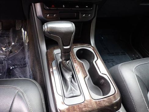 Used 2015 GMC Canyon SLT AWD/4WD image 20