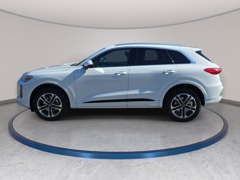 New 2026 Audi Q5 Premium AWD/4WD image 8