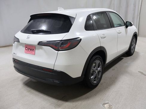 New 2026 Honda HR-V LX image 7