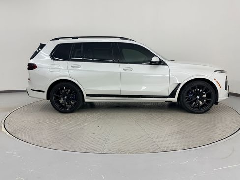 Used 2023 BMW X7 xDrive40i w/ Executive Package AWD/4WD image 8