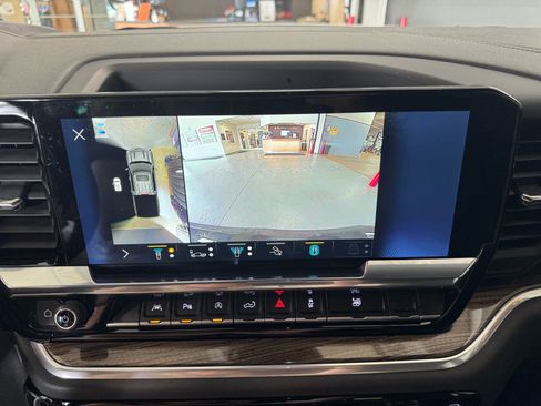 Used 2022 Chevrolet Silverado 1500 RST w/ Redline Edition AWD/4WD image 28