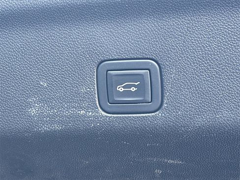 Used 2021 Chevrolet Tahoe RST image 20