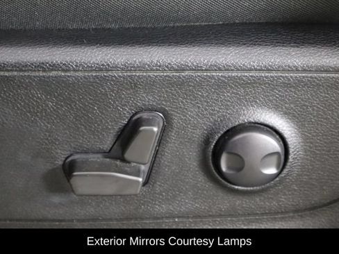 Used 2022 RAM 1500 Big Horn RWD image 23
