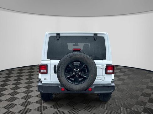 Certified 2022 Jeep Wrangler Unlimited Sahara AWD/4WD image 6