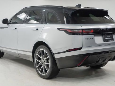 Used 2022 Land Rover Range Rover Velar R-Dynamic S image 3
