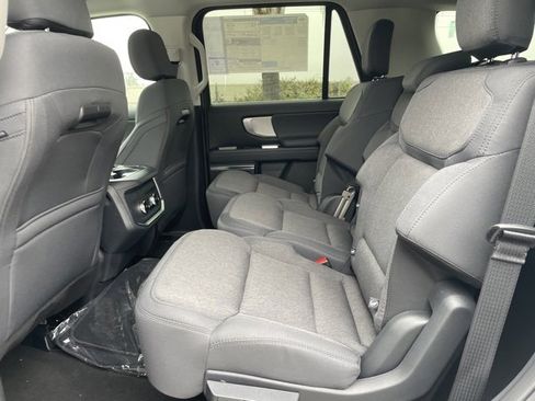 New 2026 Ford Expedition Active image 21