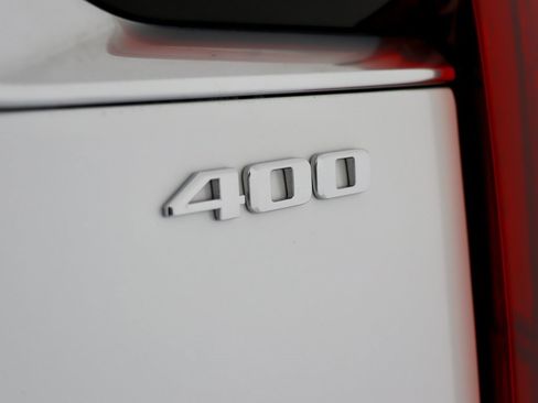 Used 2022 Cadillac XT6 Premium Luxury image 27