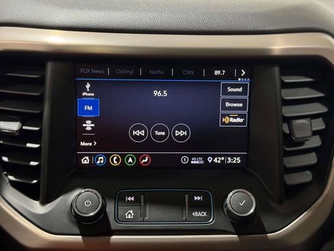 Used 2020 GMC Acadia Denali w/ Technology Package image 6