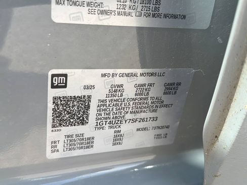 Used 2025 GMC Sierra 2500 AT4X AWD/4WD image 28
