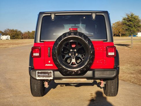 Used 2020 Jeep Wrangler Unlimited Sport image 8