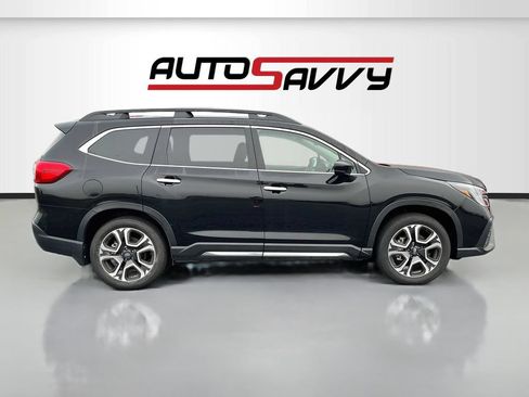 Used 2025 Subaru Ascent Touring w/ Popular Package #1 AWD/4WD image 8