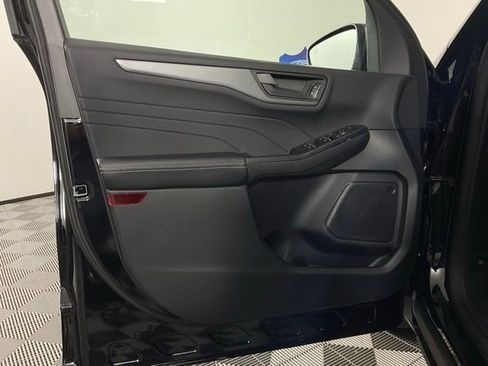 New 2026 Ford Escape Active image 12