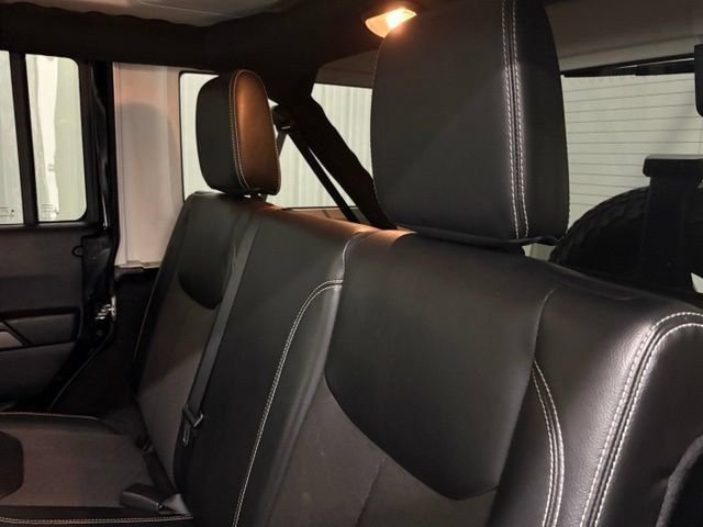 Used 2016 Jeep Wrangler Unlimited Sport AWD/4WD image 11
