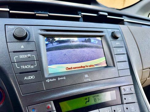 Used 2012 Toyota Prius Four FWD image 27
