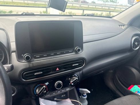Used 2023 Hyundai Kona SEL FWD image 5