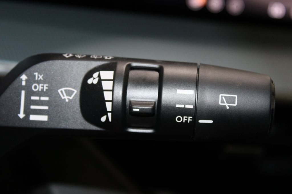 Used 2025 Nissan Murano SL w/ Cargo Package AWD/4WD image 44