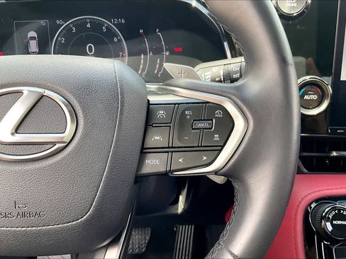 Used 2024 Lexus NX 250 FWD w/ Towing Package (2000 Lbs) image 22