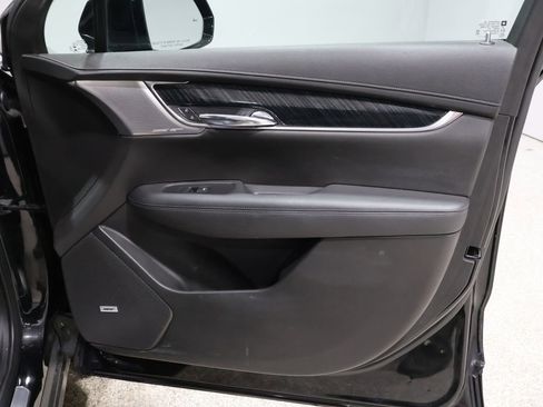 Used 2021 Cadillac XT6 Premium Luxury image 25