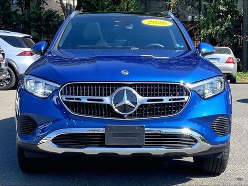Used 2026 Mercedes-Benz GLC 300 4MATIC image 2