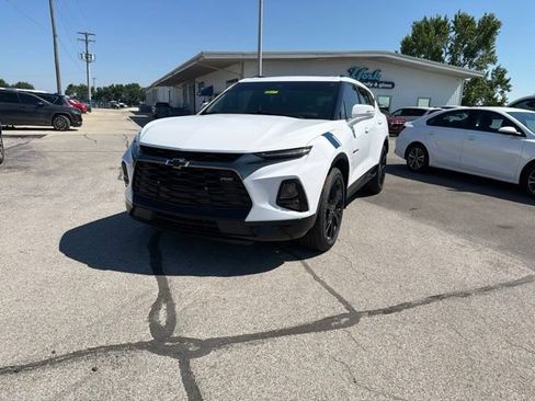 Used 2019 Chevrolet Blazer RS FWD image 2