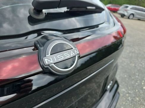 Used 2023 Nissan Kicks SV w/ Interior Electronics Package FWD image 9