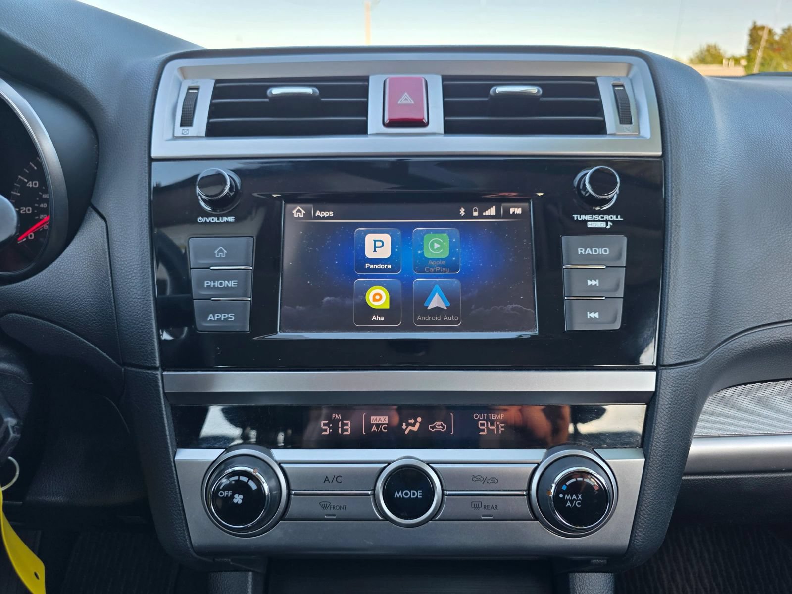 Used 2018 Subaru Outback 2.5i AWD/4WD image 23