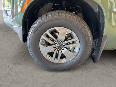 New 2026 Nissan Frontier SV w/ SV Convenience Package AWD/4WD image 15