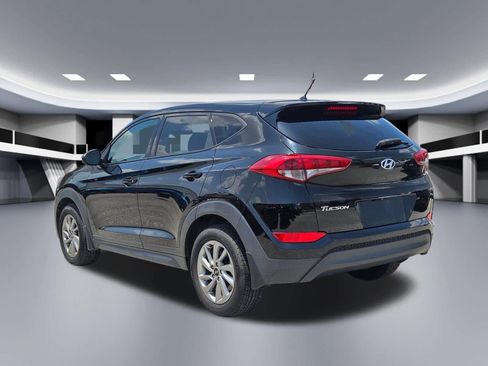 Used 2018 Hyundai Tucson SE w/ Cargo Package FWD image 4