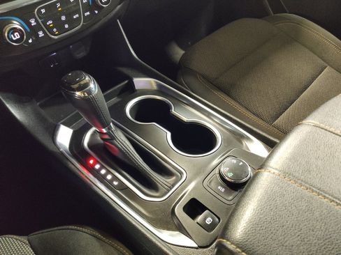 Used 2019 Chevrolet Traverse LT AWD/4WD image 26