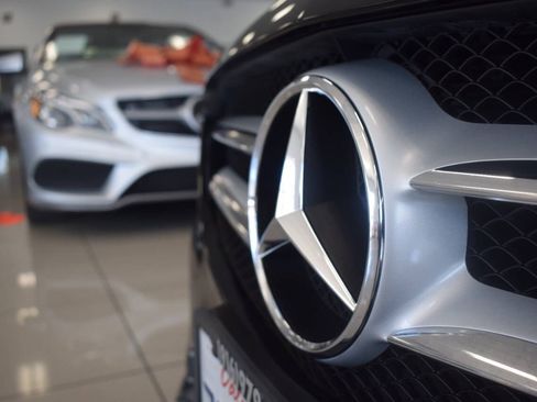 Used 2015 Mercedes-Benz C 300 C 300 4dr Sedan image 9