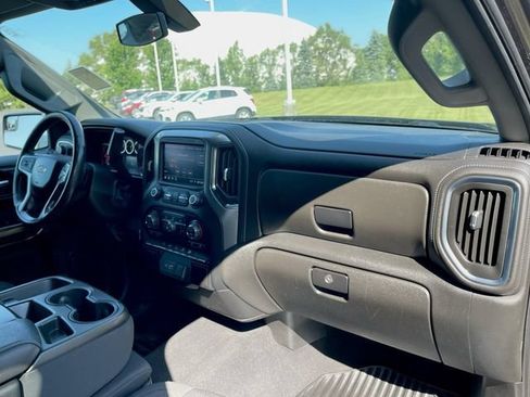 Used 2022 Chevrolet Silverado 1500 LT AWD/4WD image 28