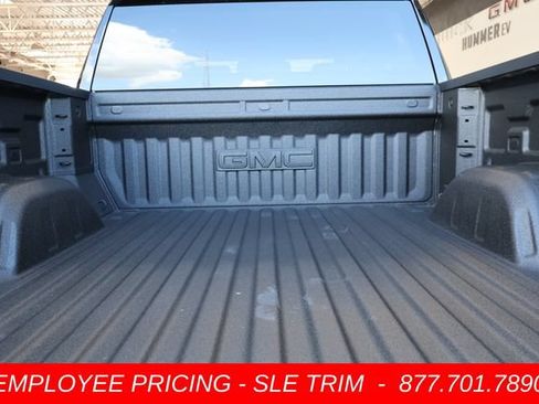 New 2026 GMC Sierra 1500 SLE w/ Max Trailering Package AWD/4WD image 21