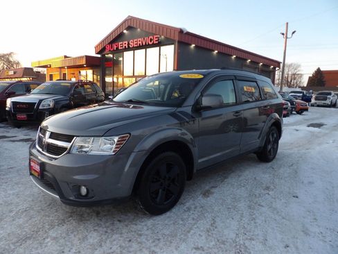 Used 2012 Dodge Journey SXT w/ Flexible Seating Group image 1