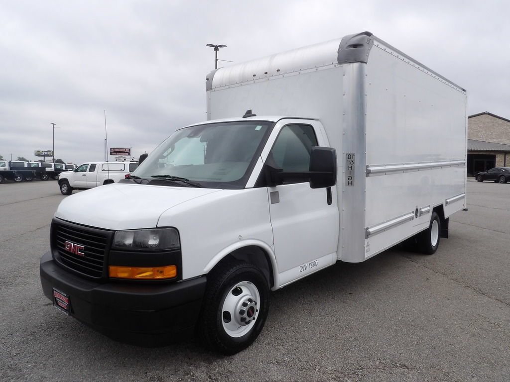 Used 2021 GMC Savana 3500 Extended w/ Power Convenience Package RWD image 3