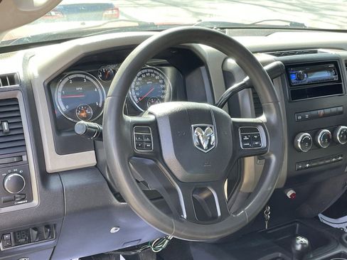 Used 2012 RAM 5500 4x4 Regular Cab w/ PWR & Remote Entry Group image 29