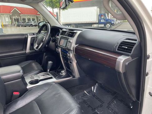 Used 2018 Toyota 4Runner Limited AWD/4WD image 76